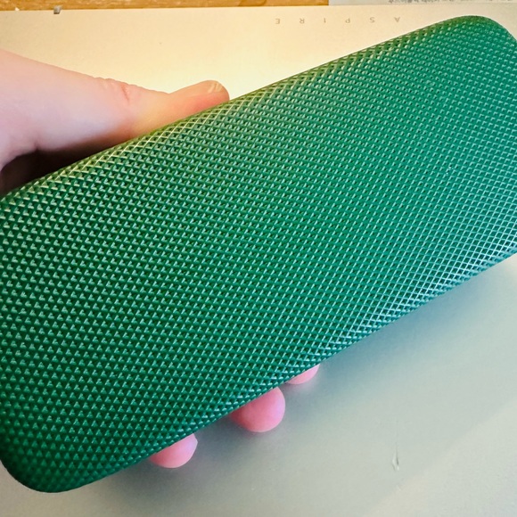 Brand New Lacoste Glasses Sunglasses Case Green Authentic Never Used - Picture 3 of 3